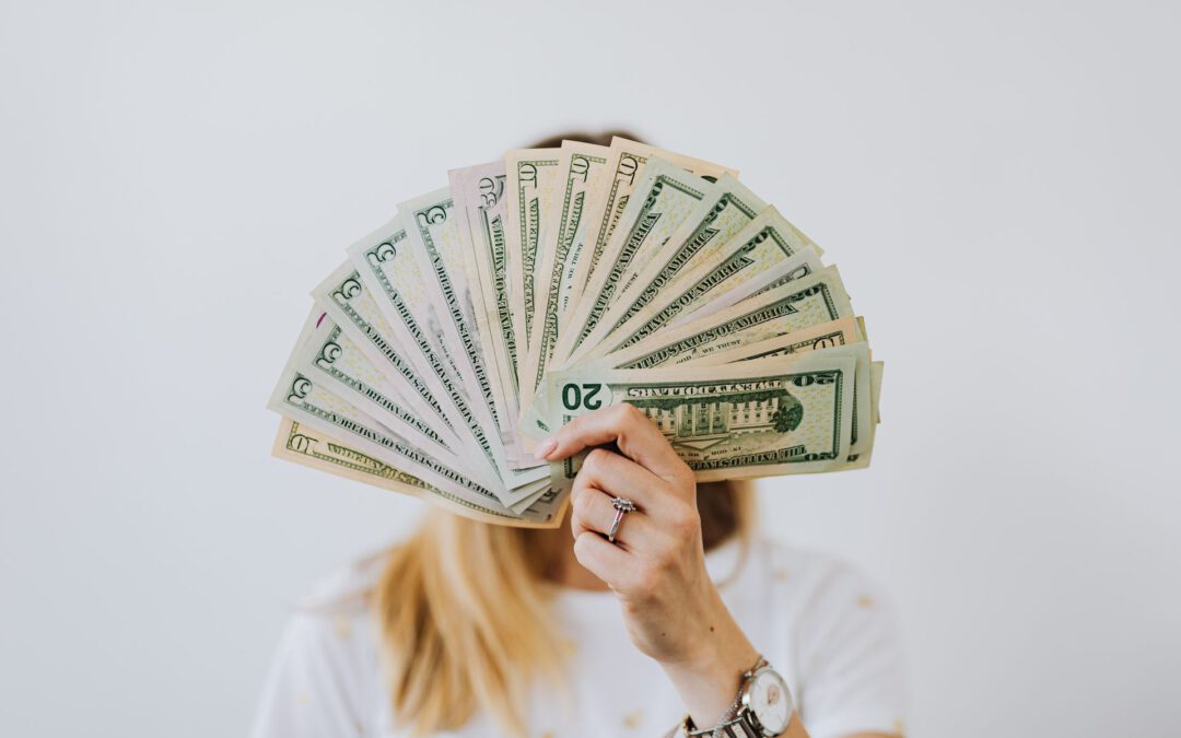 Faceless Business aufbauen: Wie du mit KI online sichtbar wirst, ohne dein Gesicht zu zeigen